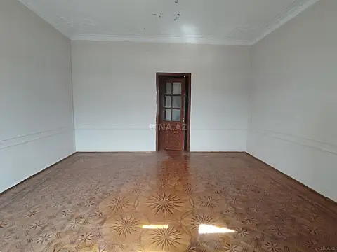 Satılır 3 otaqlı mənzil 105 m²