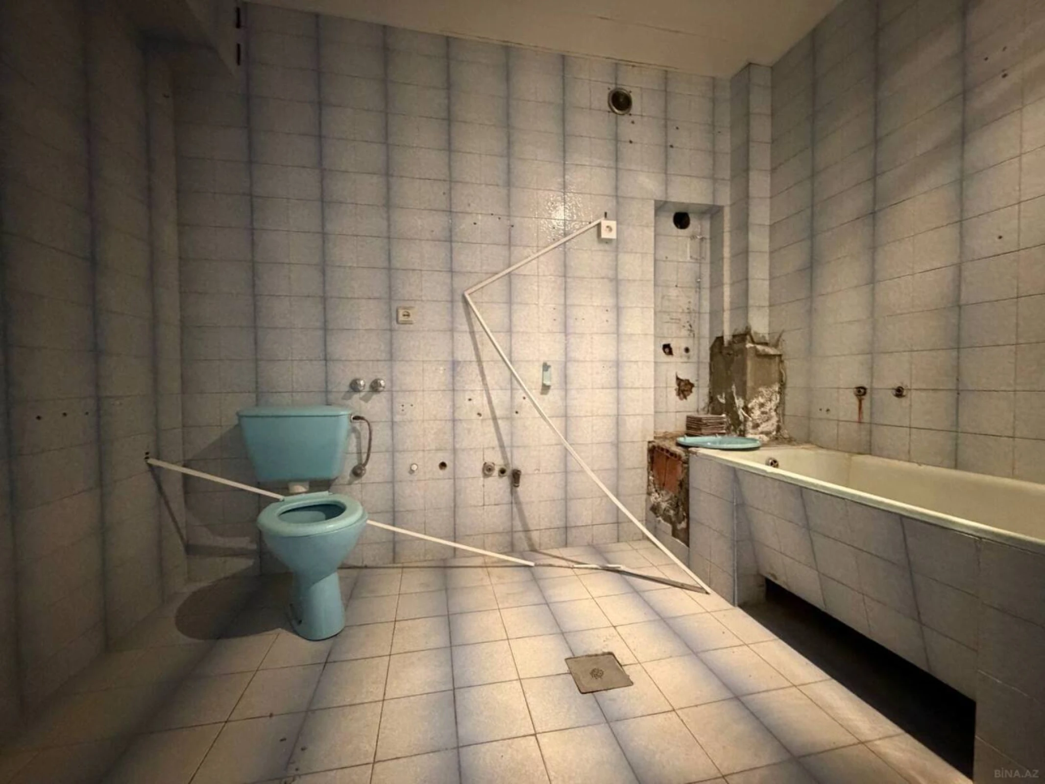 Satılır 3 otaqlı mənzil 105 m²