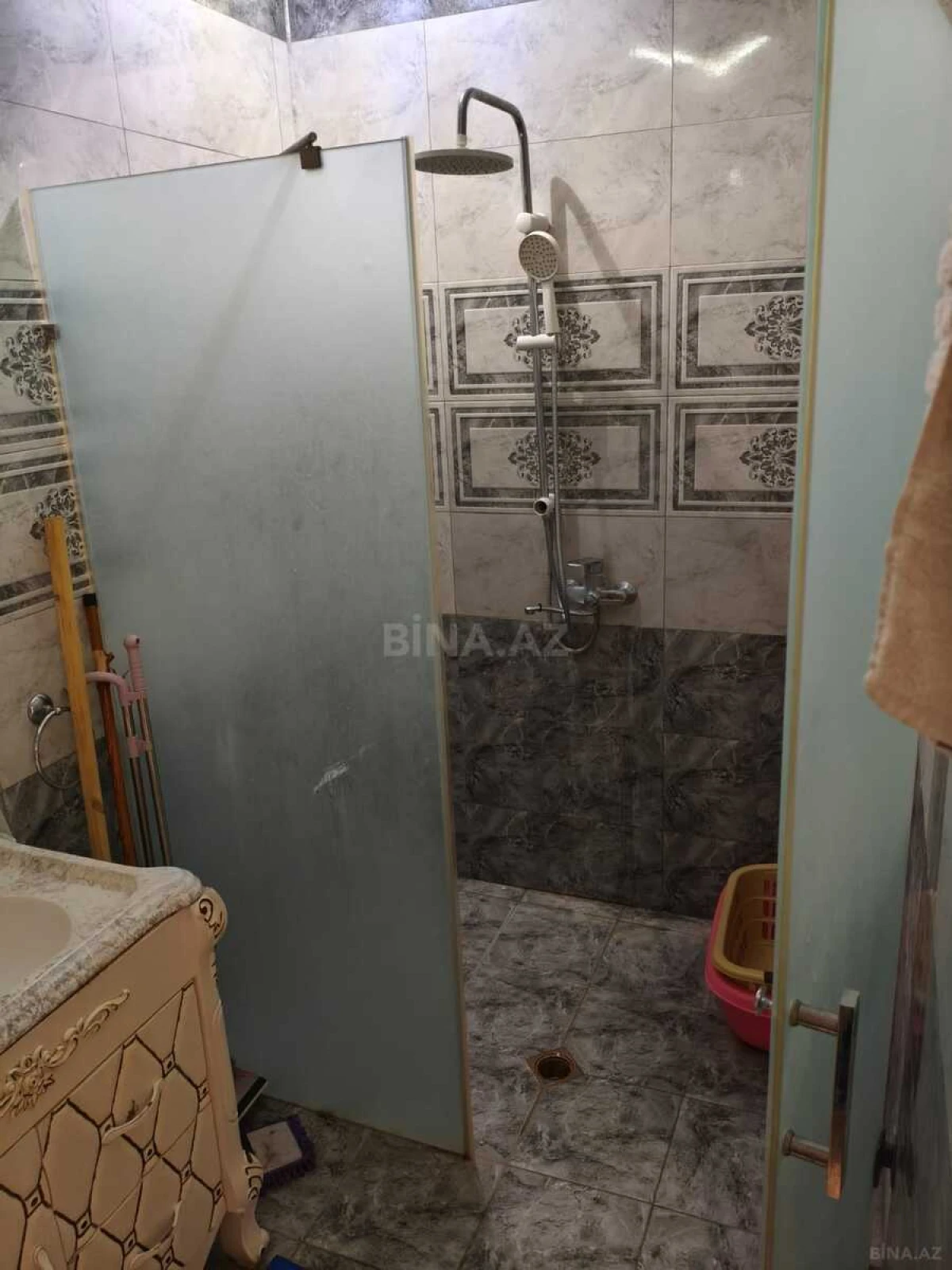 Kirayə verilir 3 otaqlı mənzil 120 m²