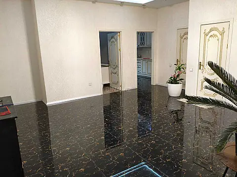 Kirayə verilir 3 otaqlı mənzil 120 m²