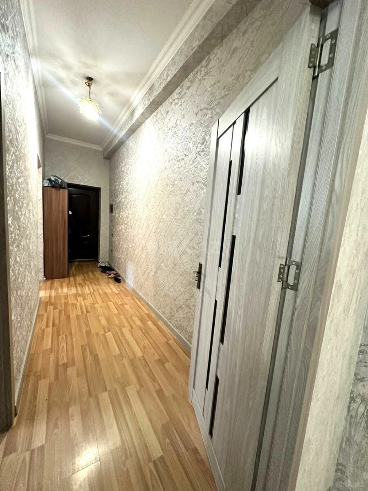 Satılır 2 otaqlı mənzil 80 m²