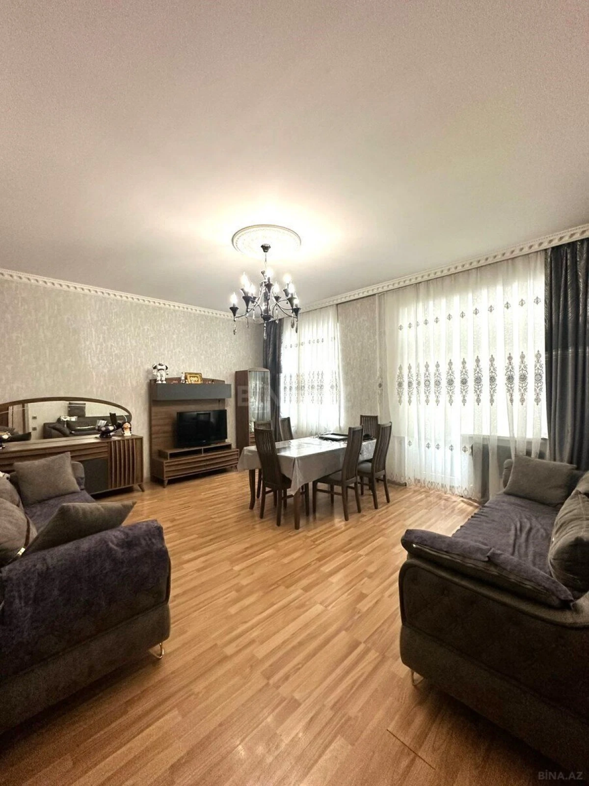 Satılır 2 otaqlı mənzil 80 m²