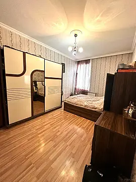 Satılır 2 otaqlı mənzil 80 m²