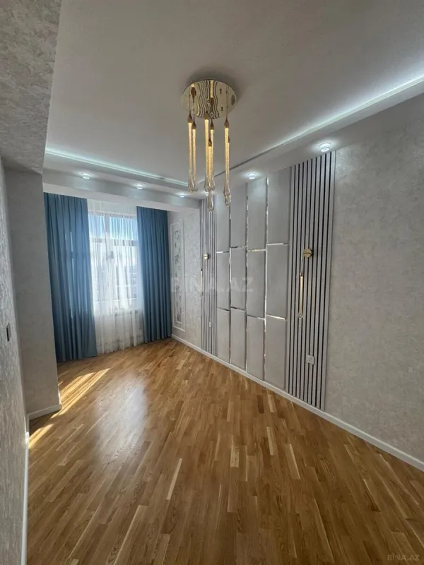 Satılır 2 otaqlı mənzil 76 m²