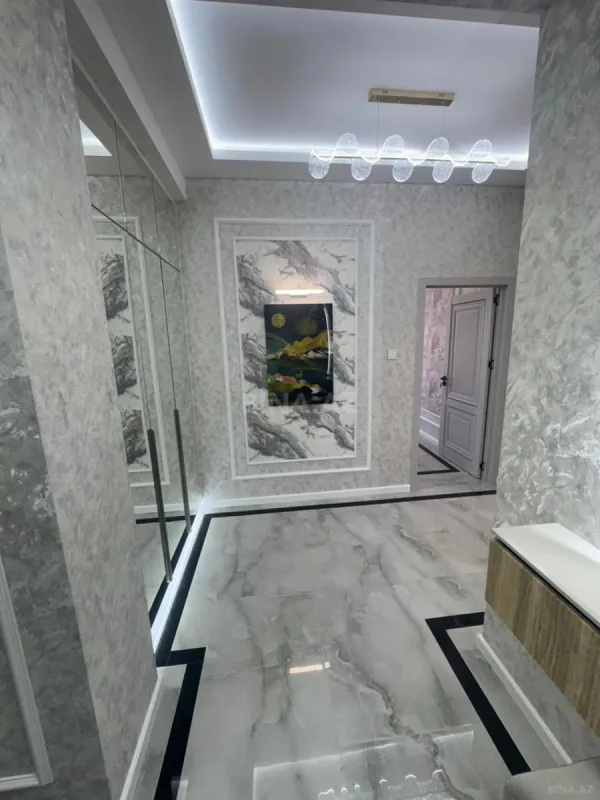 Satılır 2 otaqlı mənzil 76 m²
