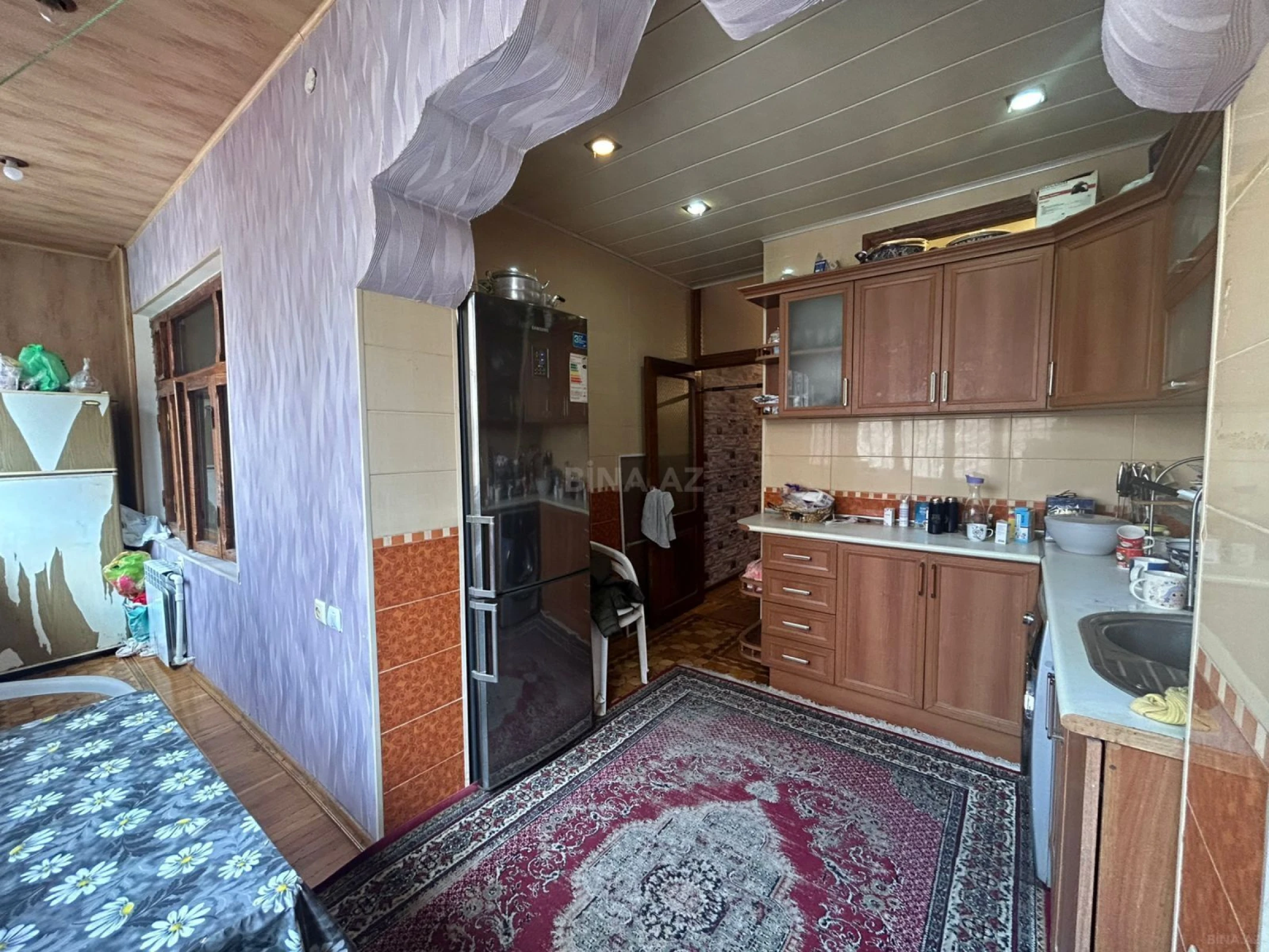 Satılır 4 otaqlı mənzil 110 m²
