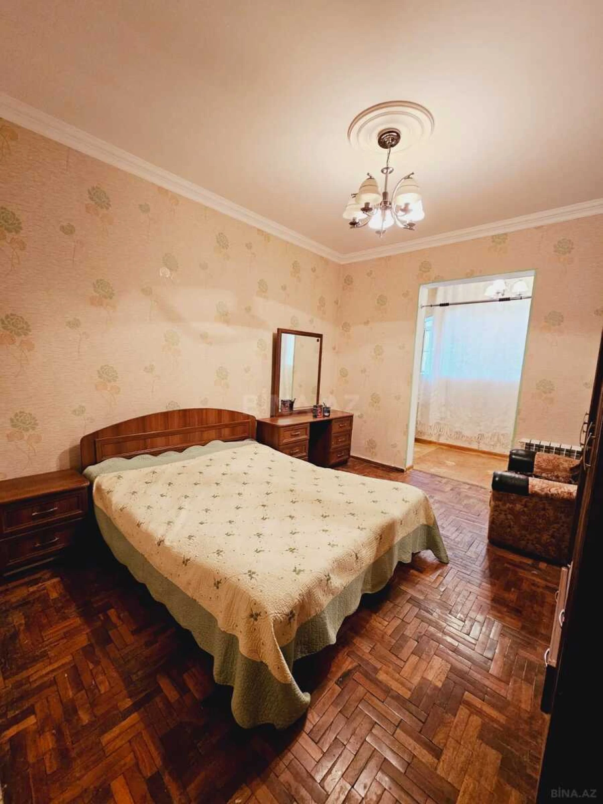 Kirayə verilir 2 otaqlı mənzil 60 m²