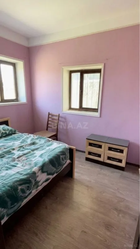 Satılır 4 otaqlı həyət evi 140 m²