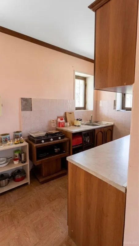 Satılır 4 otaqlı həyət evi 140 m²