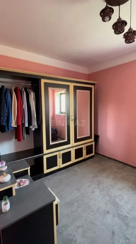 Satılır 4 otaqlı həyət evi 140 m²