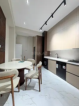 Kirayə verilir 3 otaqlı mənzil 125 m²