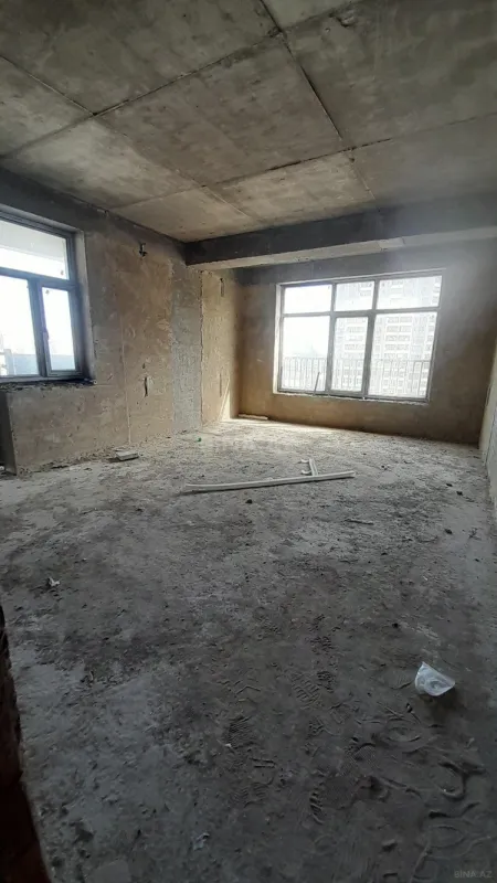 Satılır 2 otaqlı mənzil 100.5 m²