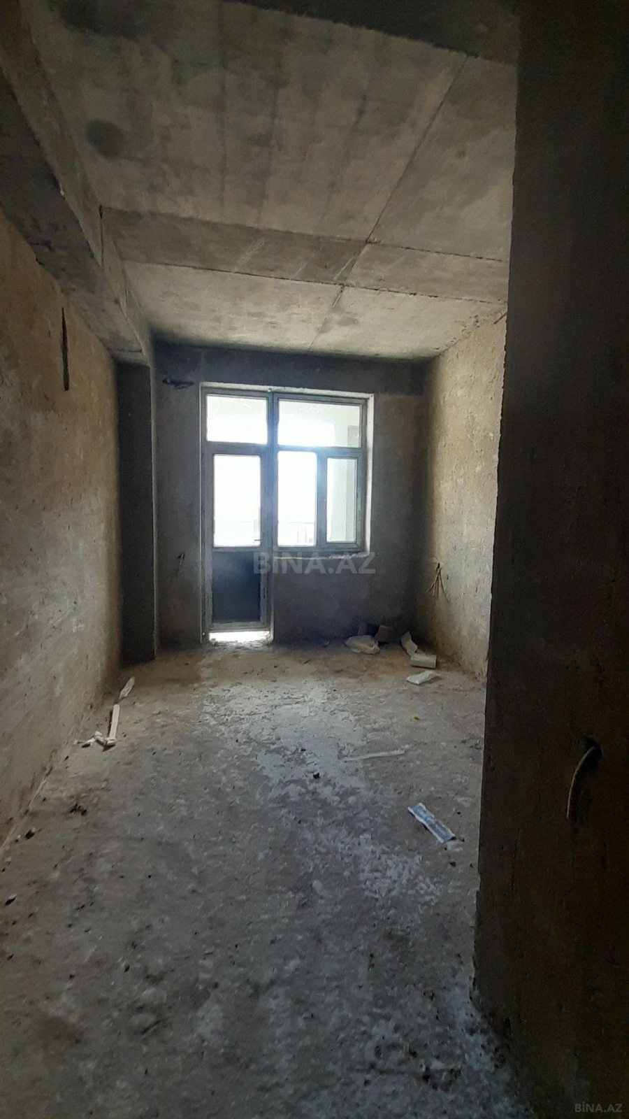 Satılır 2 otaqlı mənzil 100.5 m²