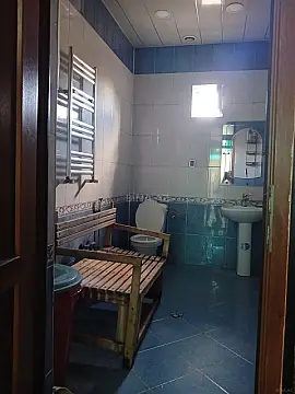 Satılır 4 otaqlı həyət evi 180 m²