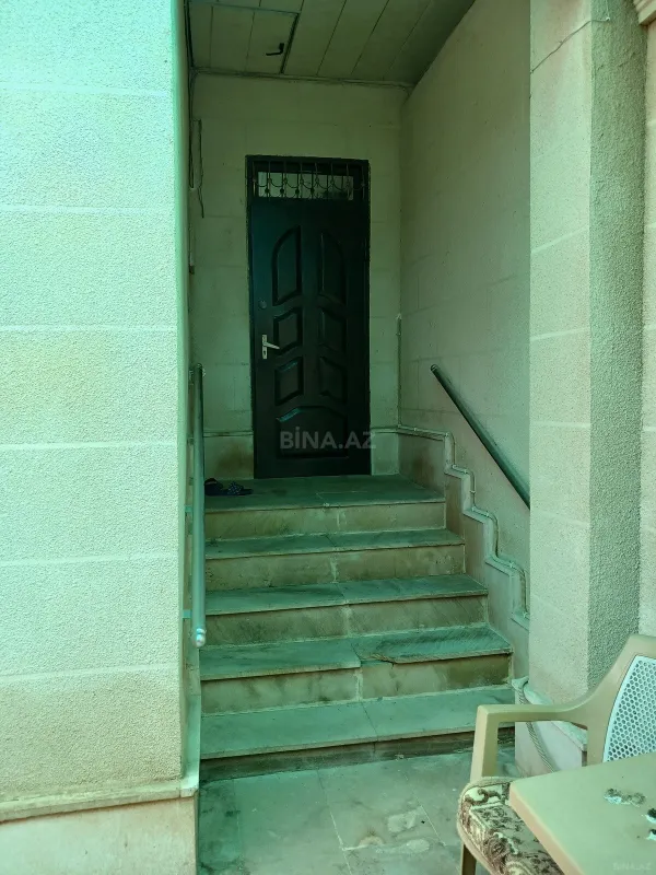 Satılır 4 otaqlı həyət evi 180 m²