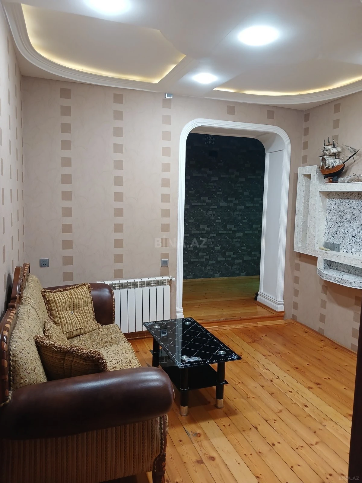 Satılır 4 otaqlı həyət evi 180 m²