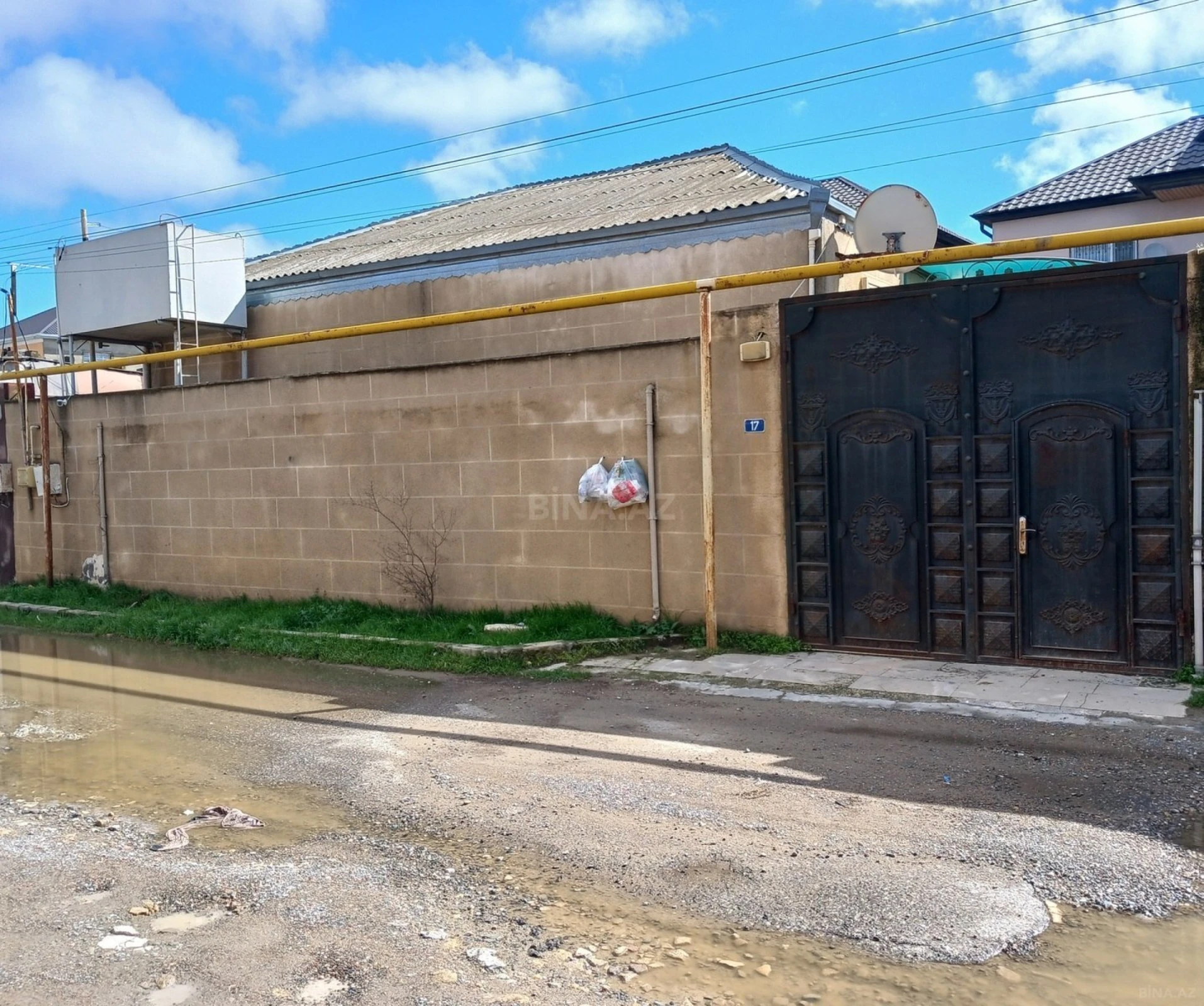 Satılır 4 otaqlı həyət evi 180 m²