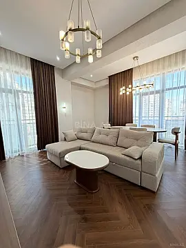 Satılır 3 otaqlı mənzil 125 m²