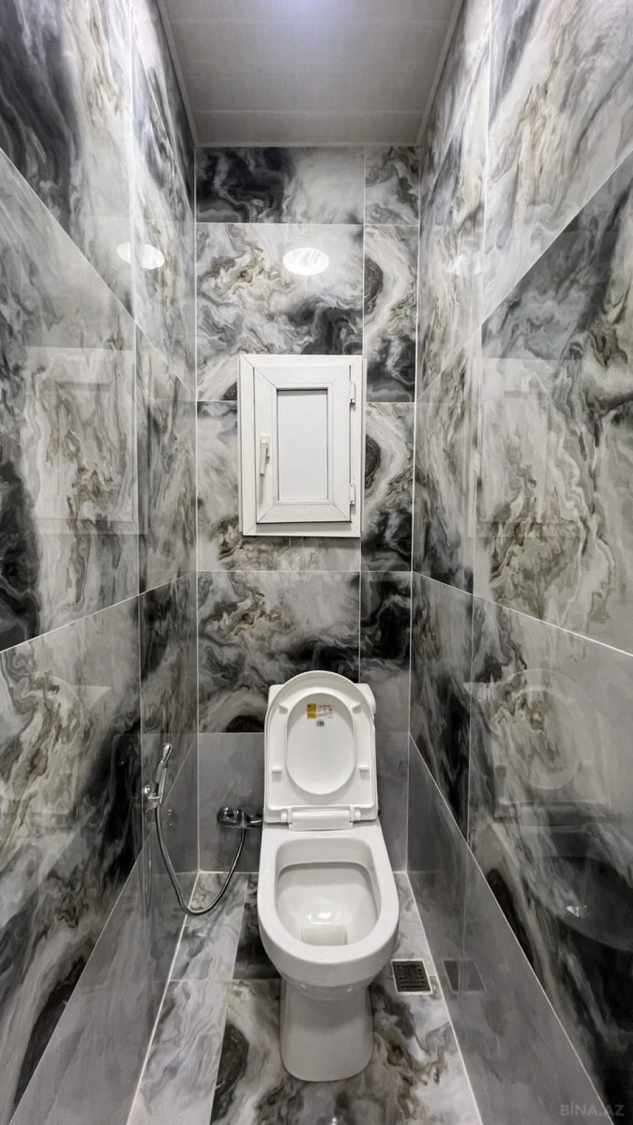 Satılır 2 otaqlı mənzil 55 m²