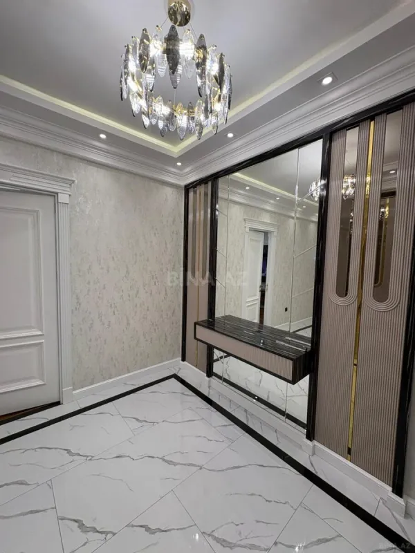 Satılır 3 otaqlı mənzil 95 m²