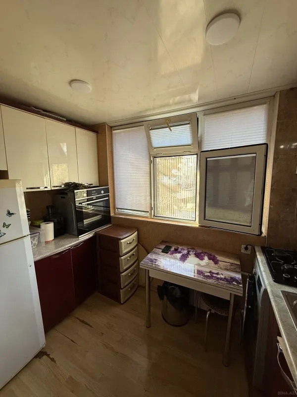 Satılır 3 otaqlı mənzil 55 m²