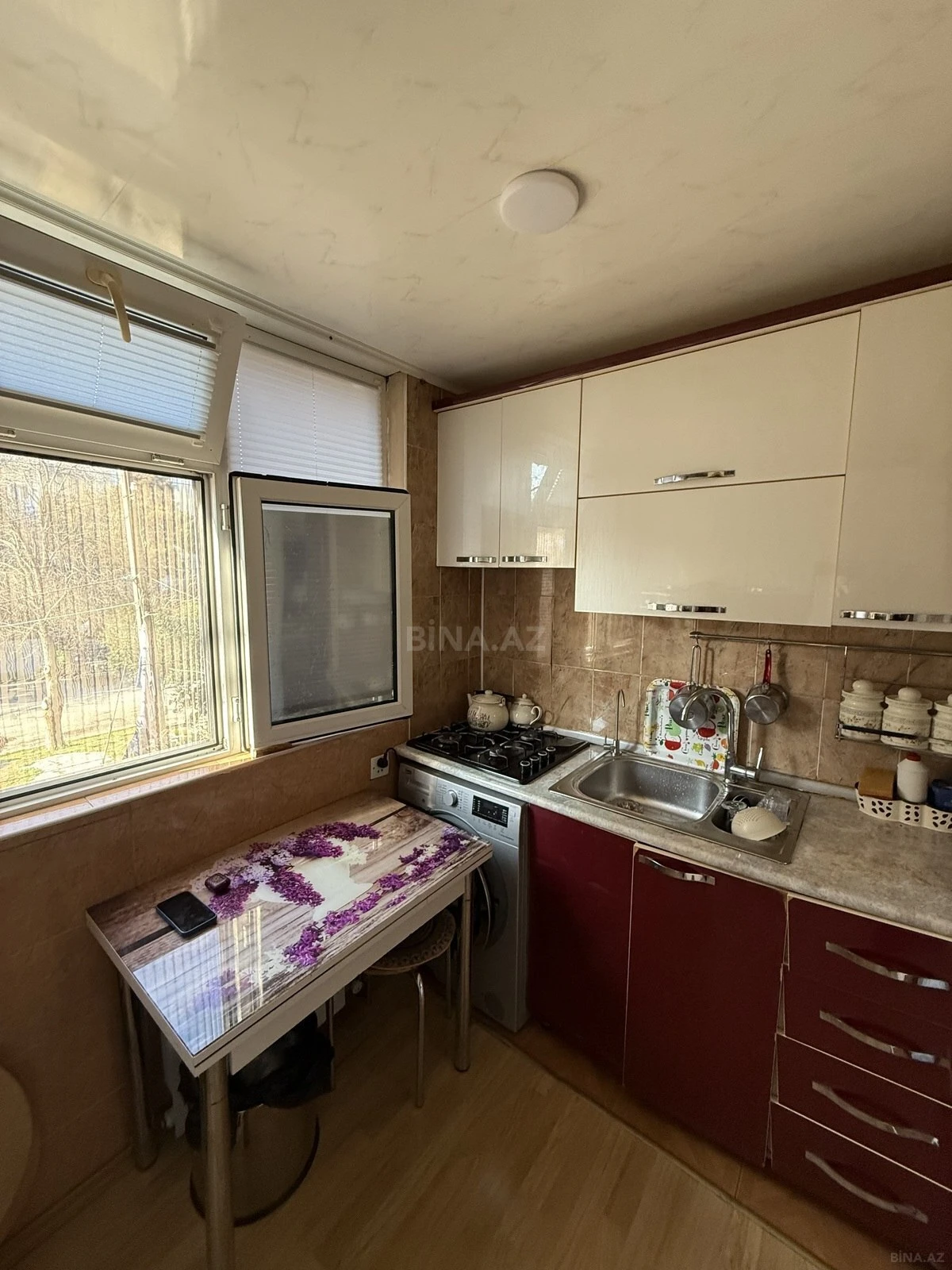 Satılır 3 otaqlı mənzil 55 m²
