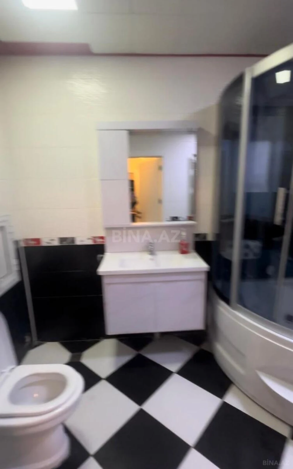 Satılır 2 otaqlı mənzil 65 m²