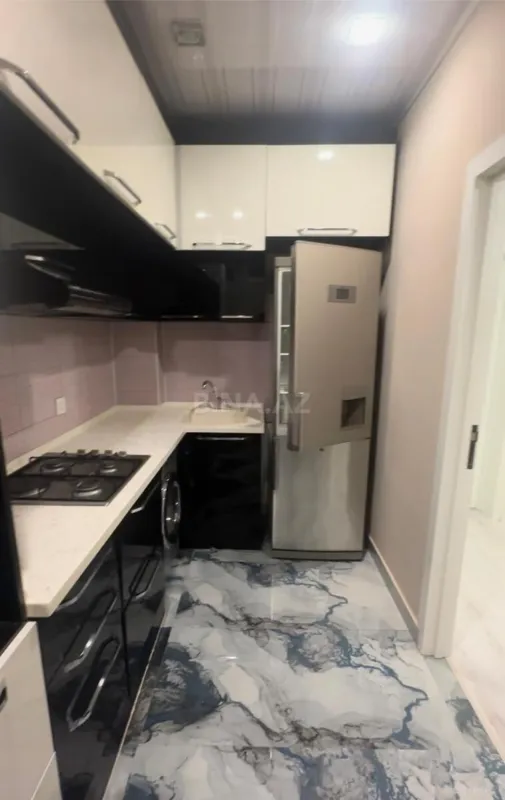 Satılır 2 otaqlı mənzil 65 m²