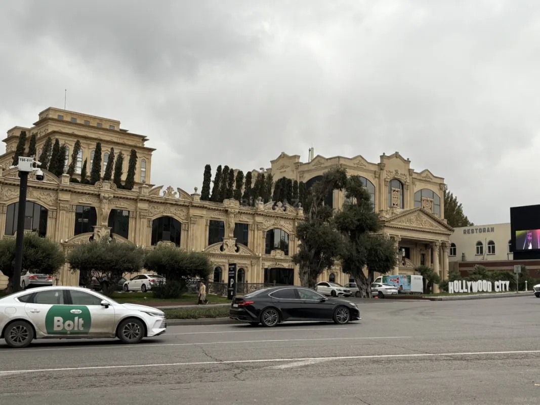 Satılır 4 otaqlı həyət evi 155 m²