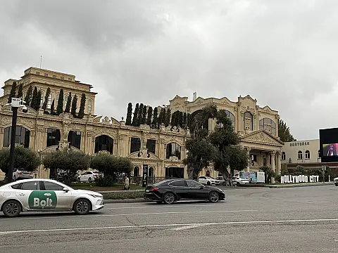 Satılır 4 otaqlı həyət evi 155 m² — Bakı 4 otaq 155.00 m²