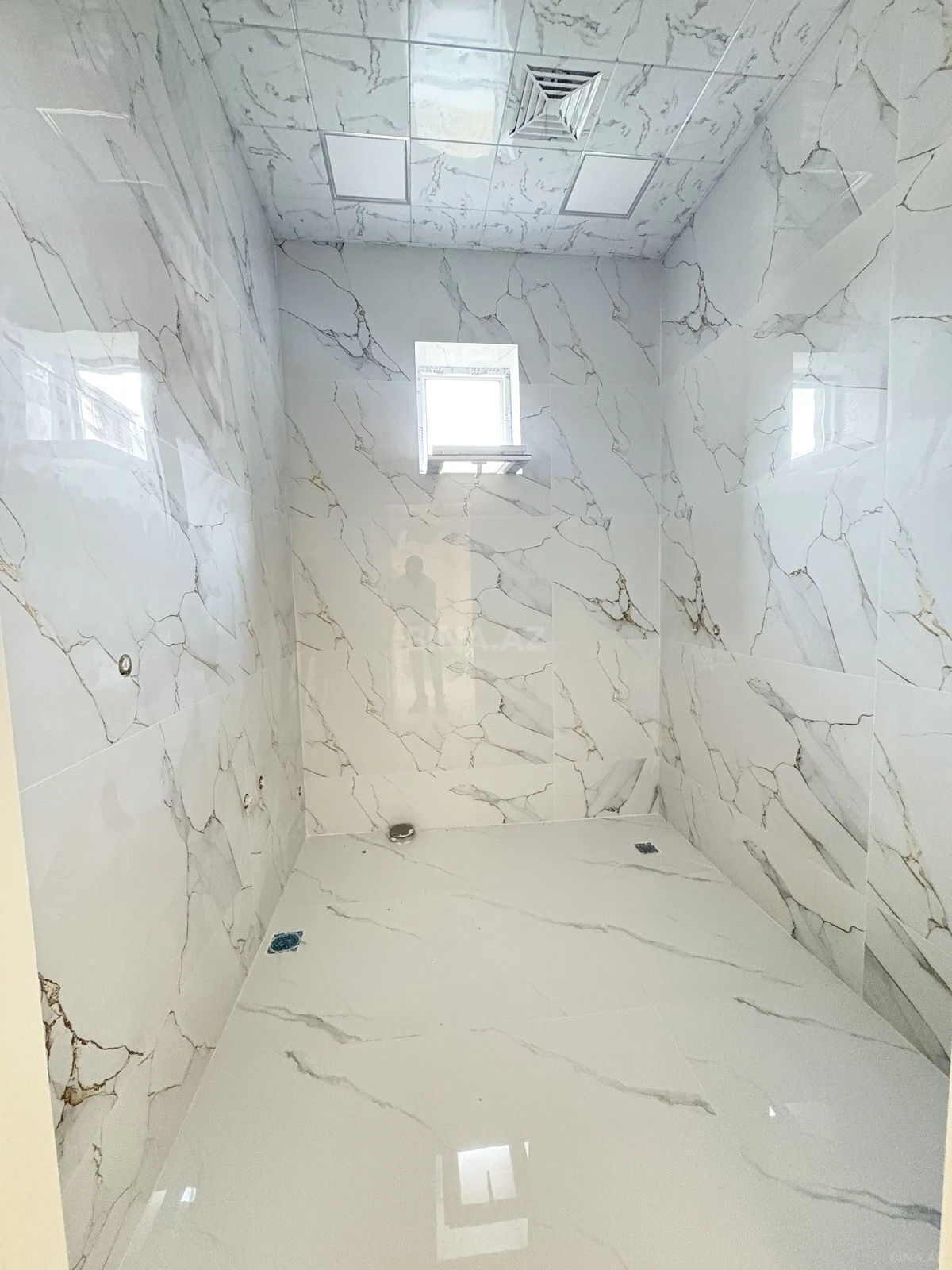 Satılır 4 otaqlı həyət evi 155 m²