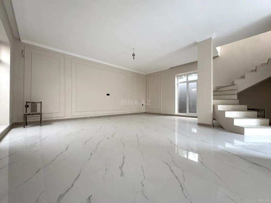 Satılır 4 otaqlı həyət evi 155 m²