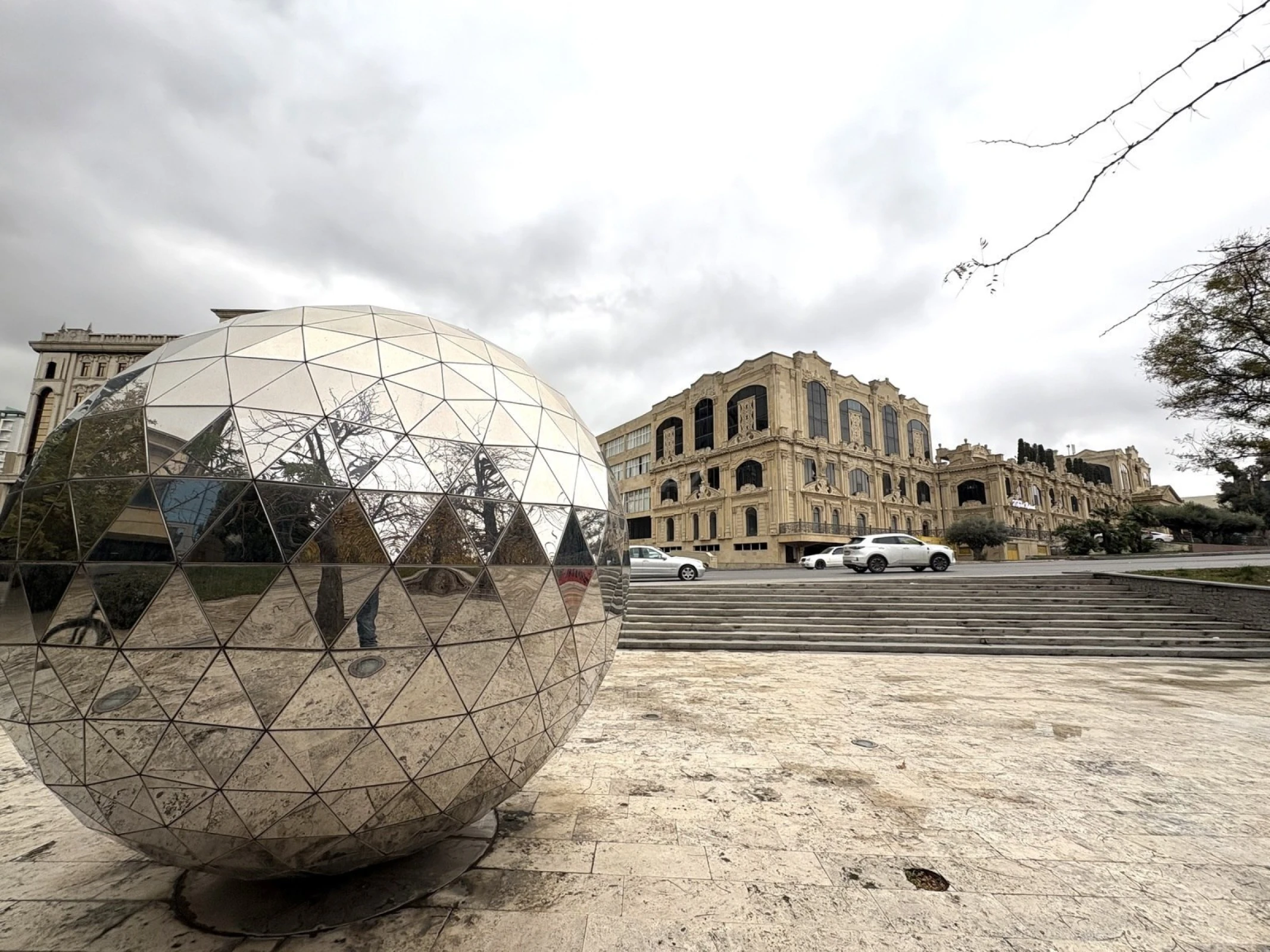 Satılır 4 otaqlı həyət evi 155 m²