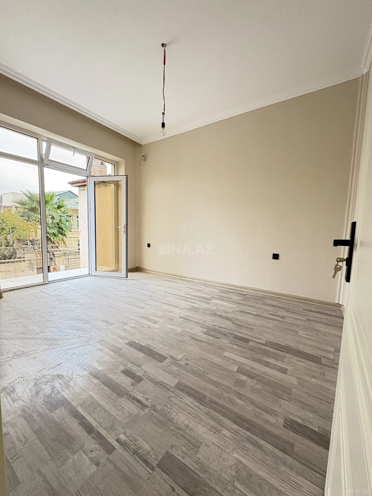 Satılır 4 otaqlı həyət evi 155 m²