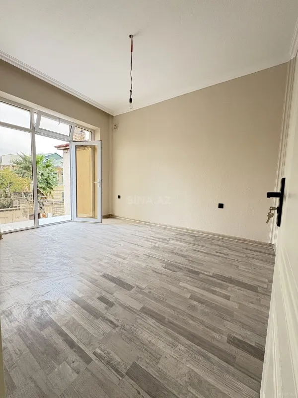 Satılır 4 otaqlı həyət evi 155 m²