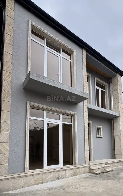 Satılır 4 otaqlı həyət evi 155 m²