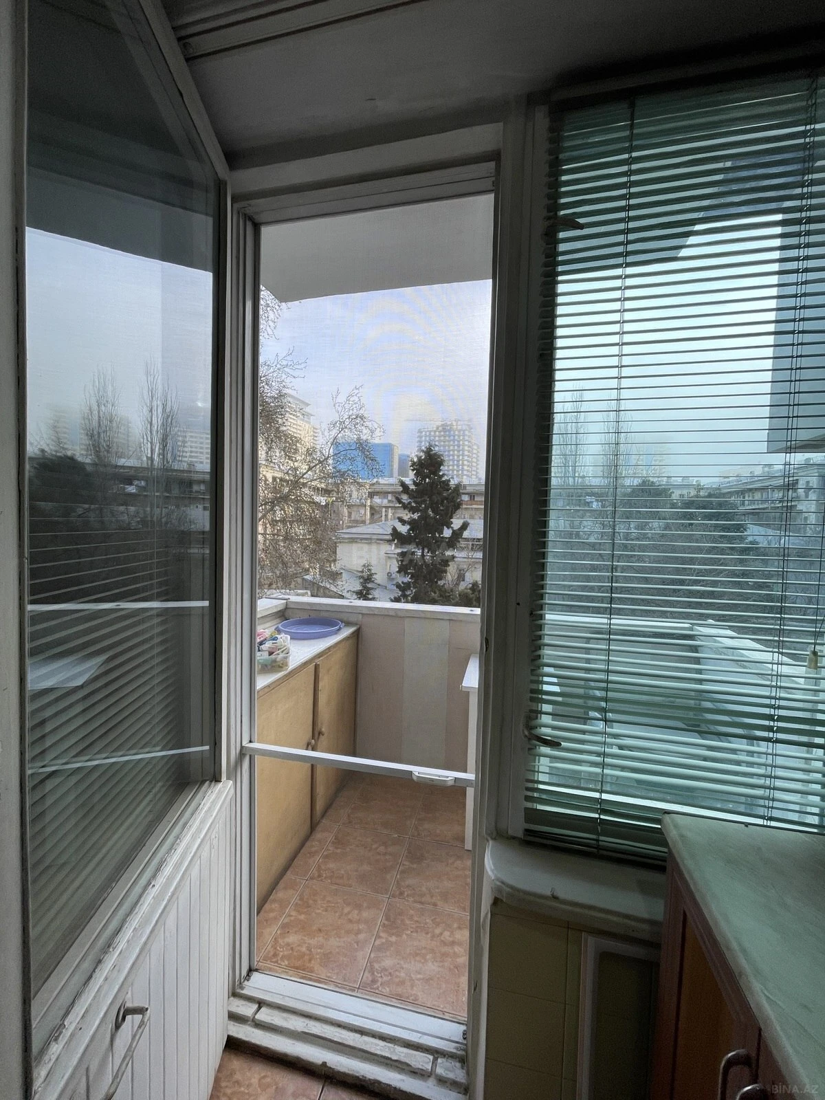 Satılır 3 otaqlı mənzil 100 m²