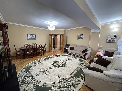 Satılır 3 otaqlı mənzil 100 m²