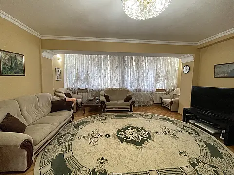 Satılır 3 otaqlı mənzil 100 m²