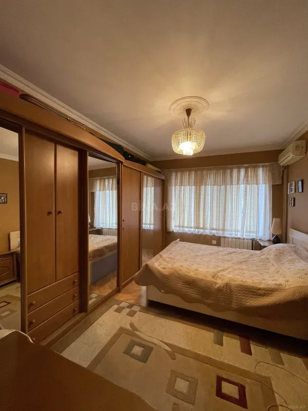 Satılır 3 otaqlı mənzil 100 m²