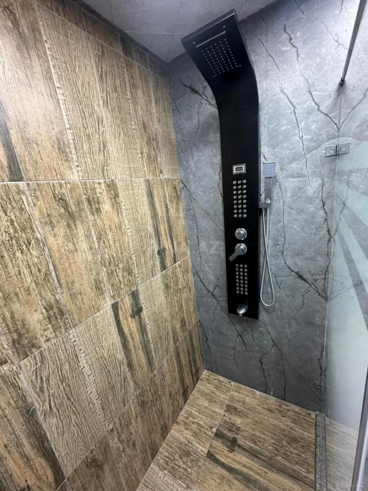 Kirayə verilir 2 otaqlı mənzil 80 m²