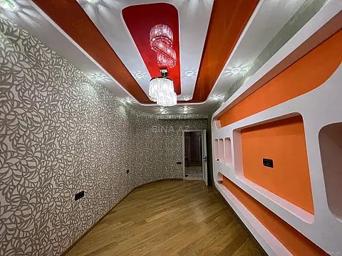 Satılır 4 otaqlı mənzil 157 m²