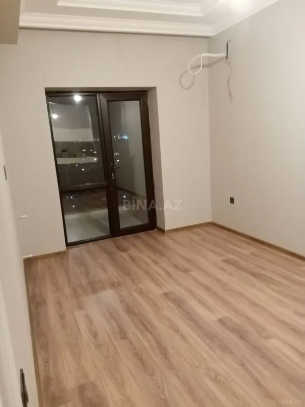 Satılır 3 otaqlı mənzil 81 m²