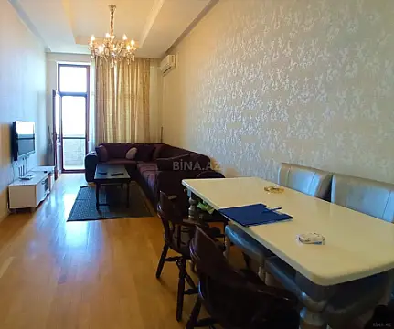 Kirayə verilir 2 otaqlı mənzil 65 m²