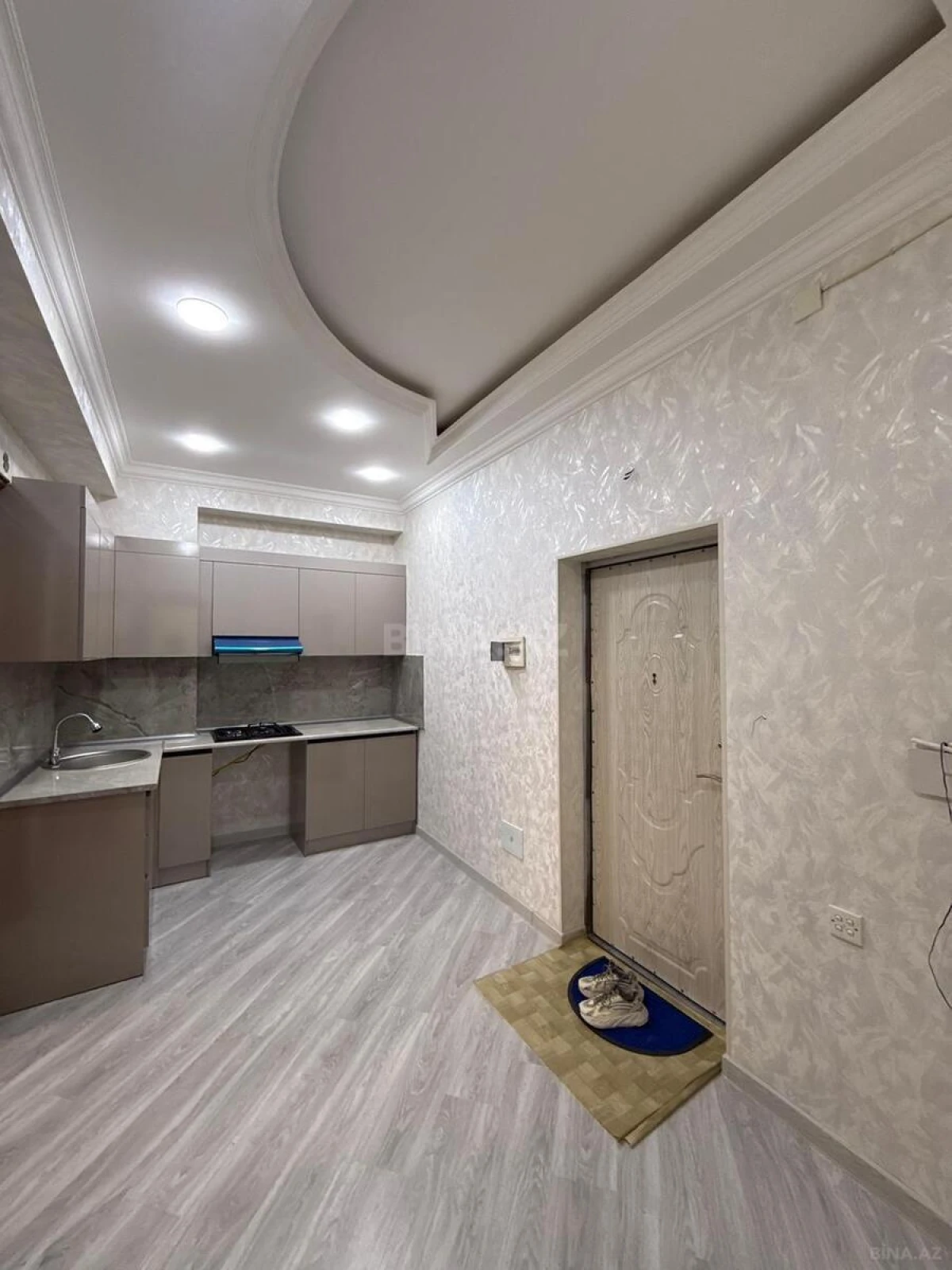 Satılır 2 otaqlı mənzil 66 m²