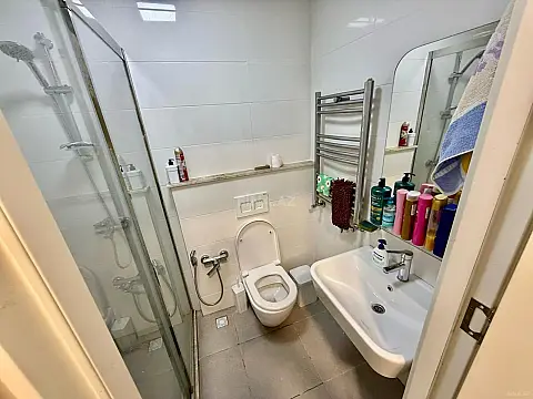 Kirayə verilir 2 otaqlı mənzil 50 m²