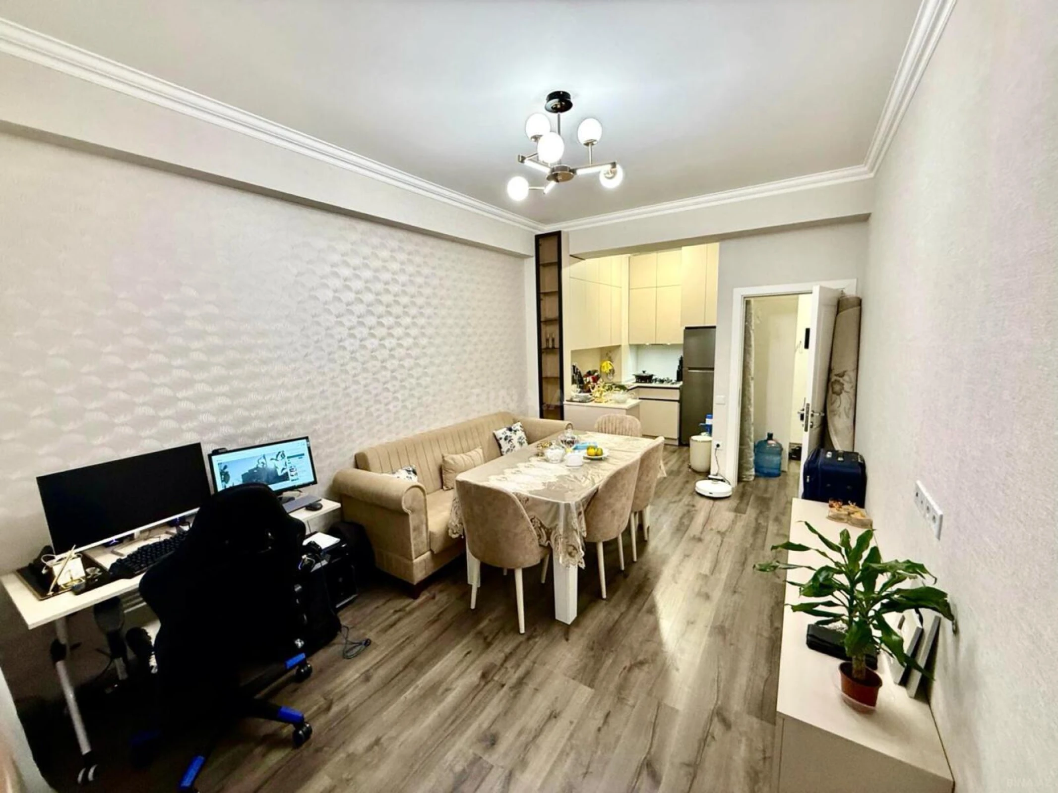 Kirayə verilir 2 otaqlı mənzil 50 m²