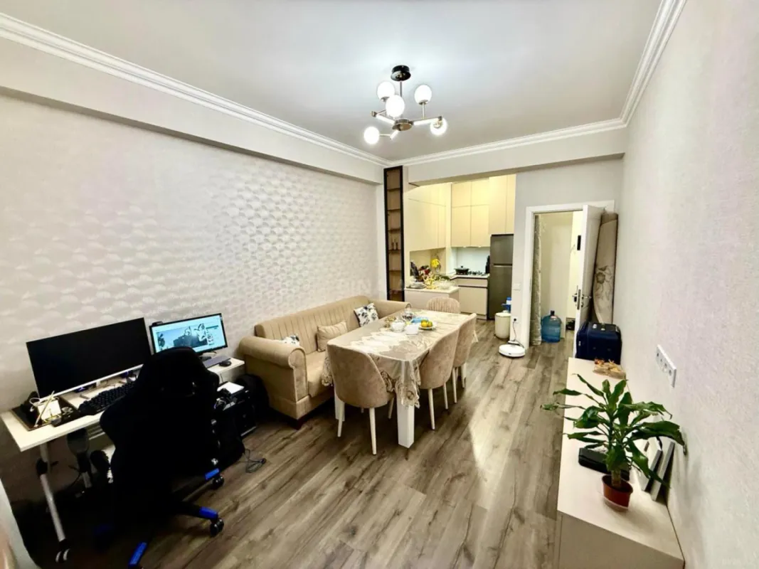 Kirayə verilir 2 otaqlı mənzil 50 m²