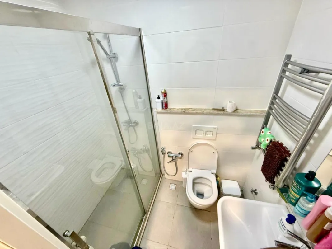 Kirayə verilir 2 otaqlı mənzil 50 m²