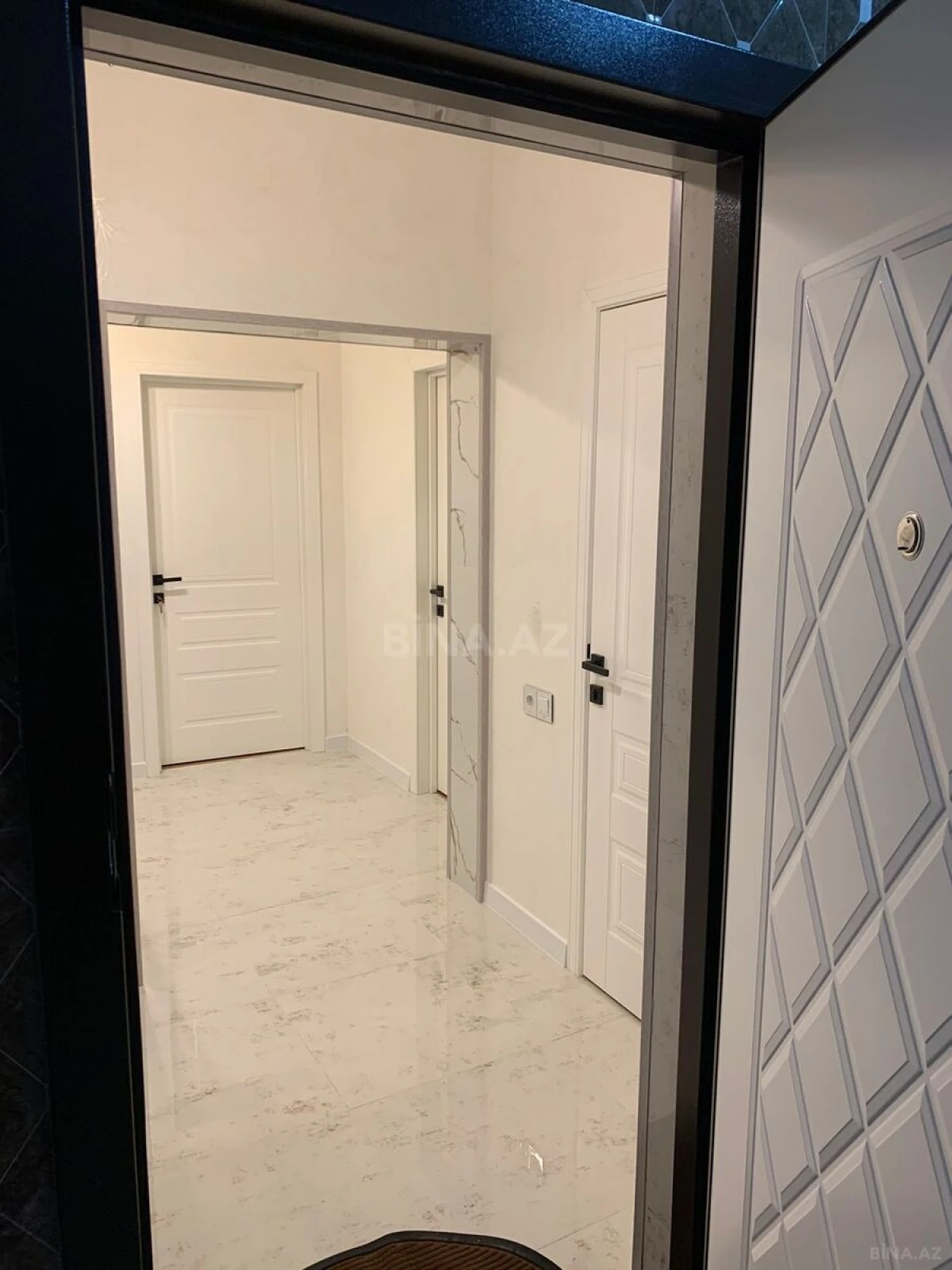 Kirayə verilir 2 otaqlı mənzil 55 m²